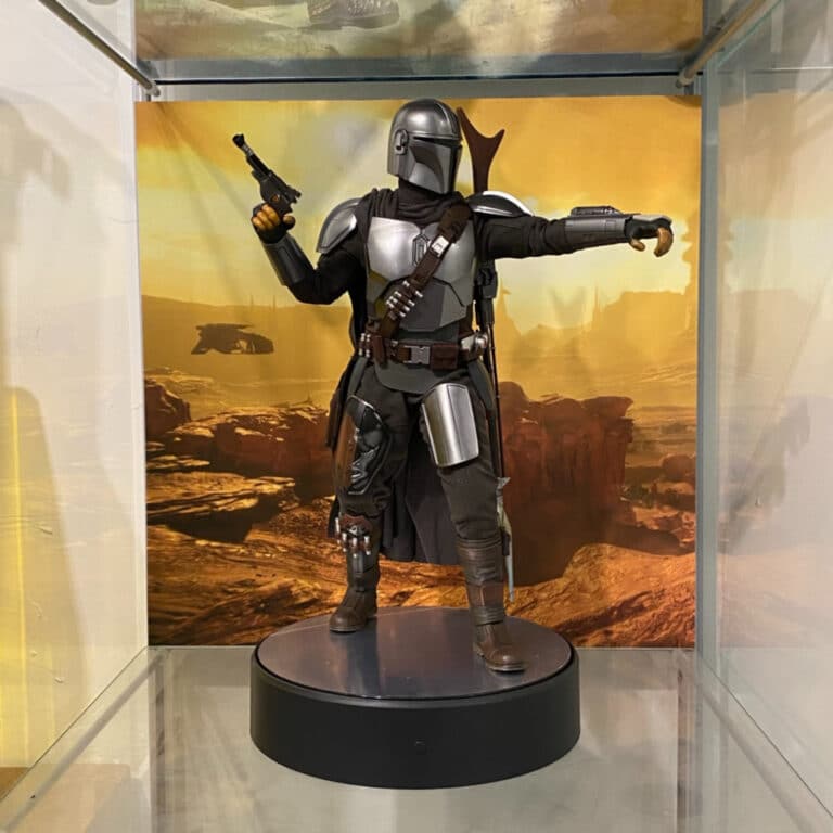 7" Turntable Display (Mirrored)