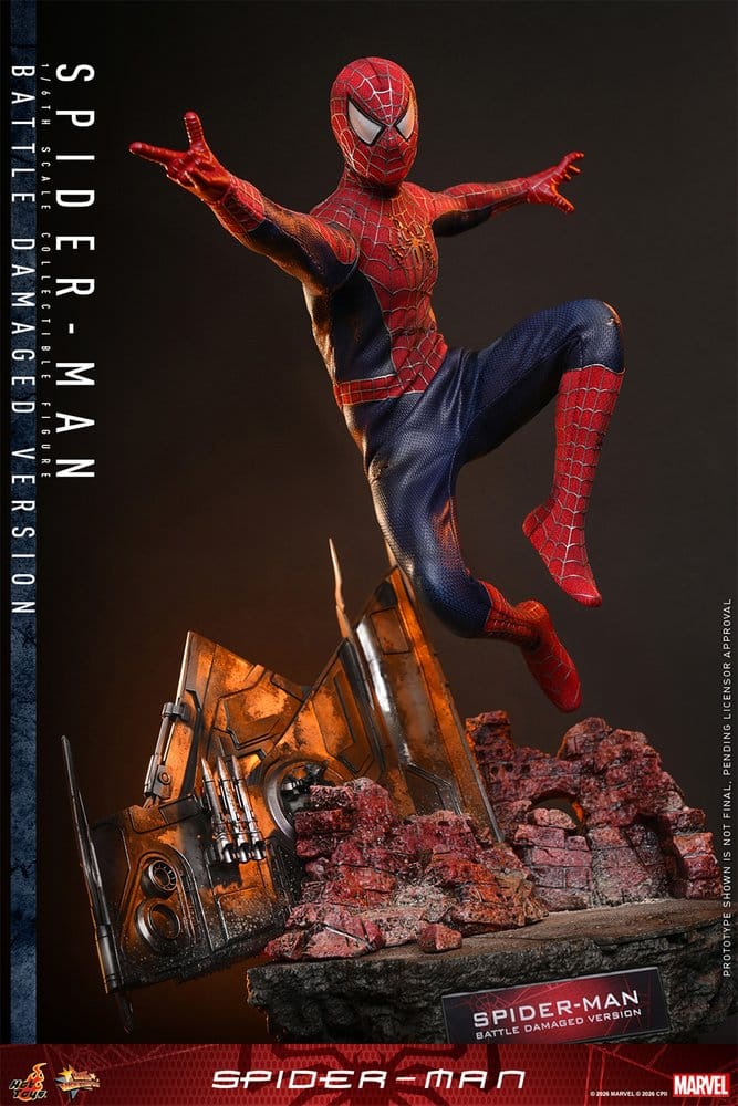 Hot Toys 1/6th - Spider-Man (Battle Damaged) - Image 10